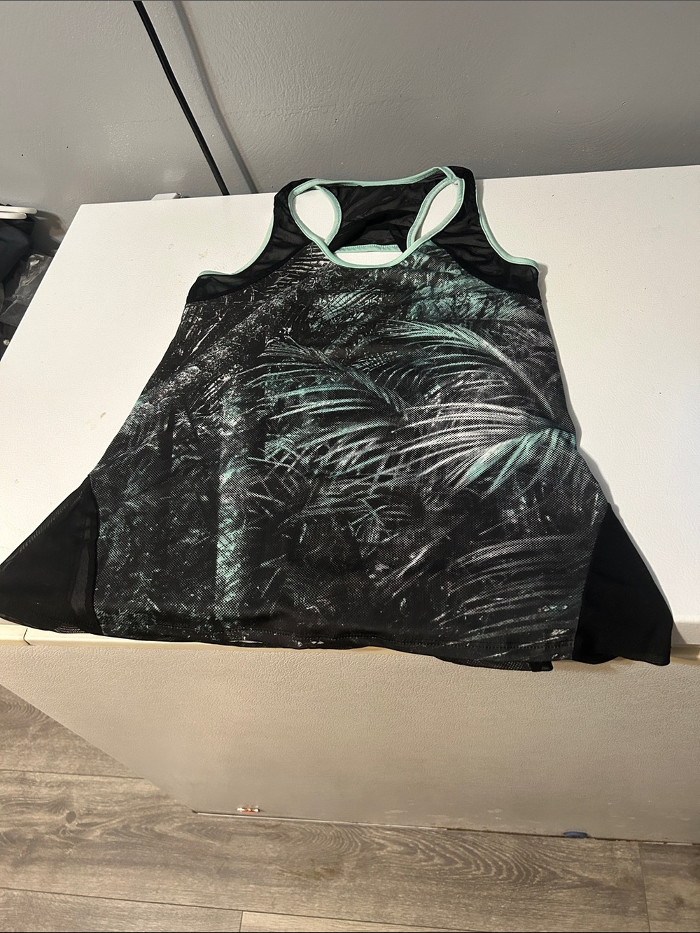Mint-Trim Palm Print Racerback Tank